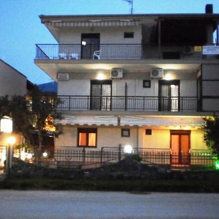 Апартаменты Dimitra House Ставрос Экстерьер фото